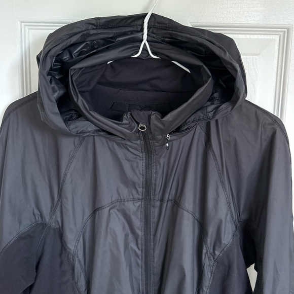 Lululemon Windbreaker Jacket, Black, Size 10 - Picture 2 of 12